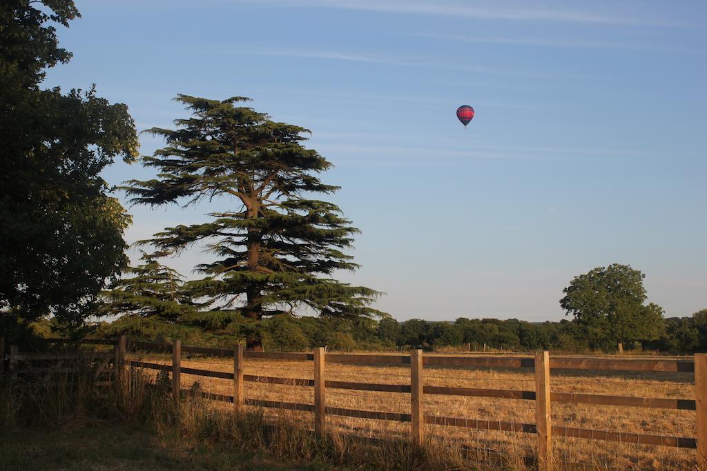 The Coach House Bed & Breakfast Winterbourne Exterior foto